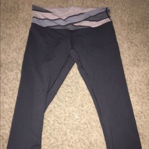 Lulu lemon wunderunder crop size 10